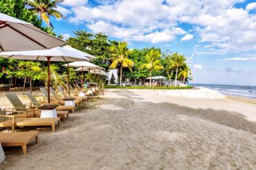 Bali Beach Hotels - Beach Lounge
